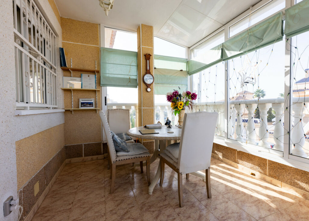 Detached Villa Los Altos Alicante - image 2