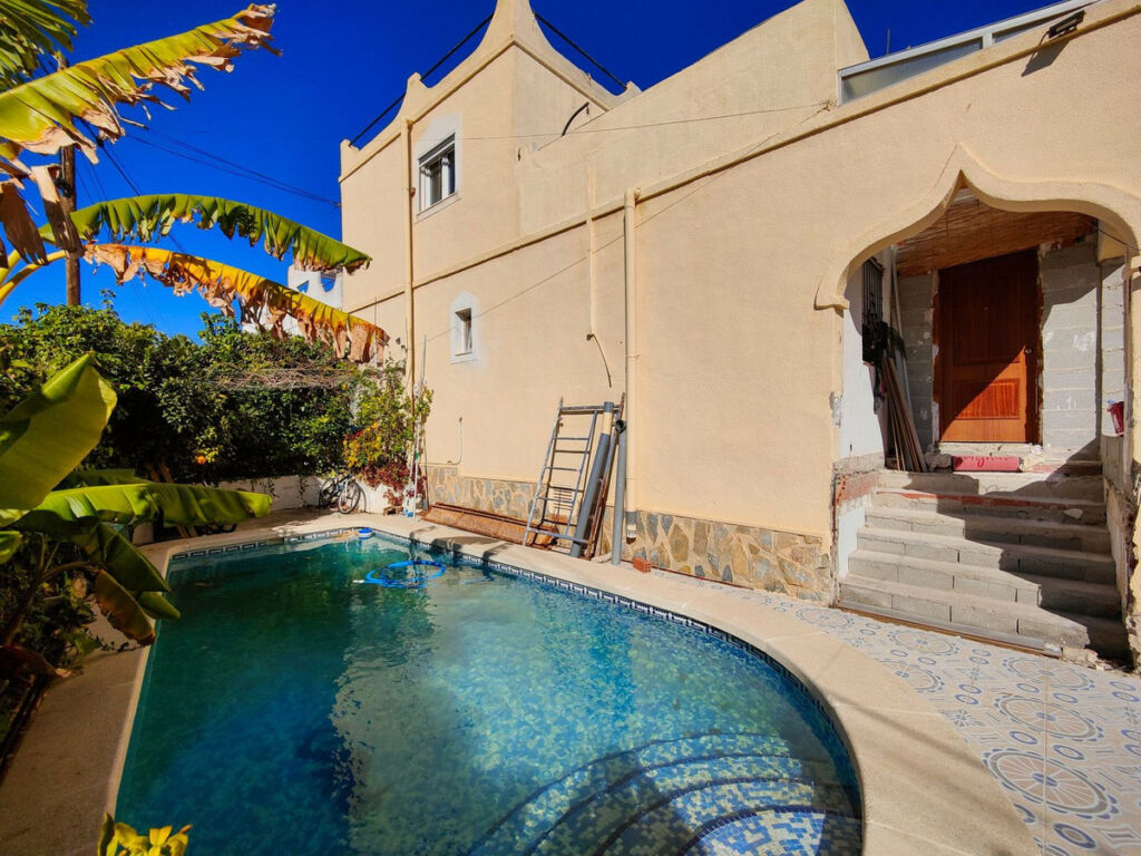 Semi-Detached House San Miguel de Salinas Alicante - image 2