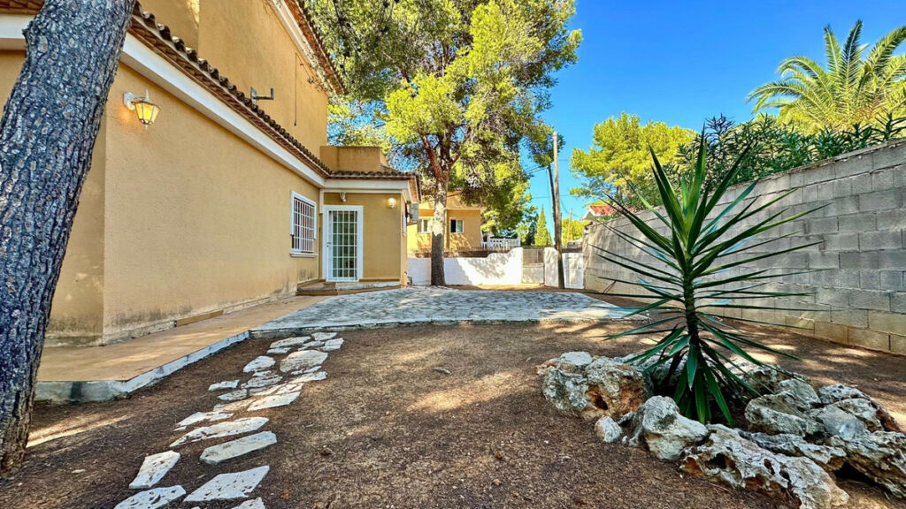 Bungalow Denia Alicante - image 2