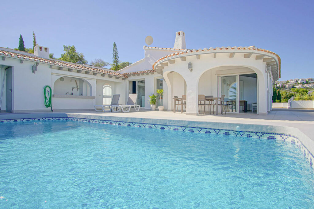 Detached Villa Pego Alicante - image 2