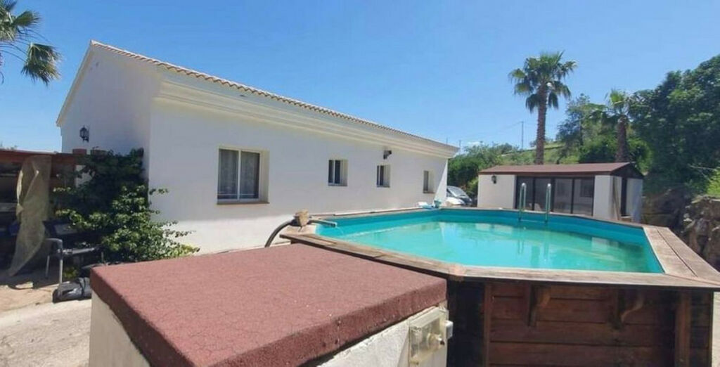 Finca - Cortijo Tolox Málaga - image 2