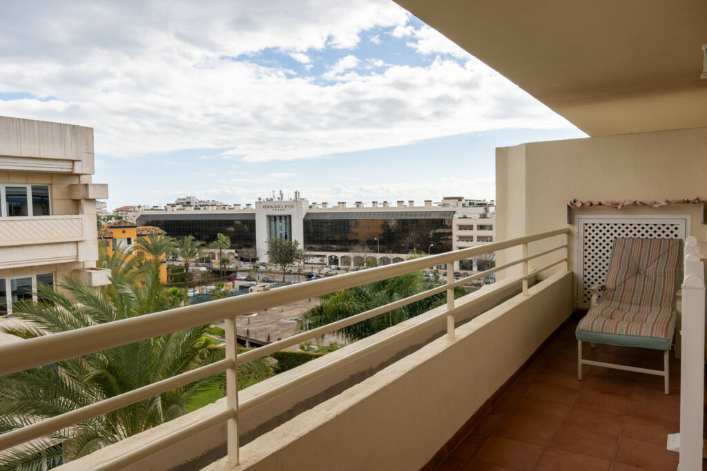 Penthouse The Golden Mile Málaga - image 2