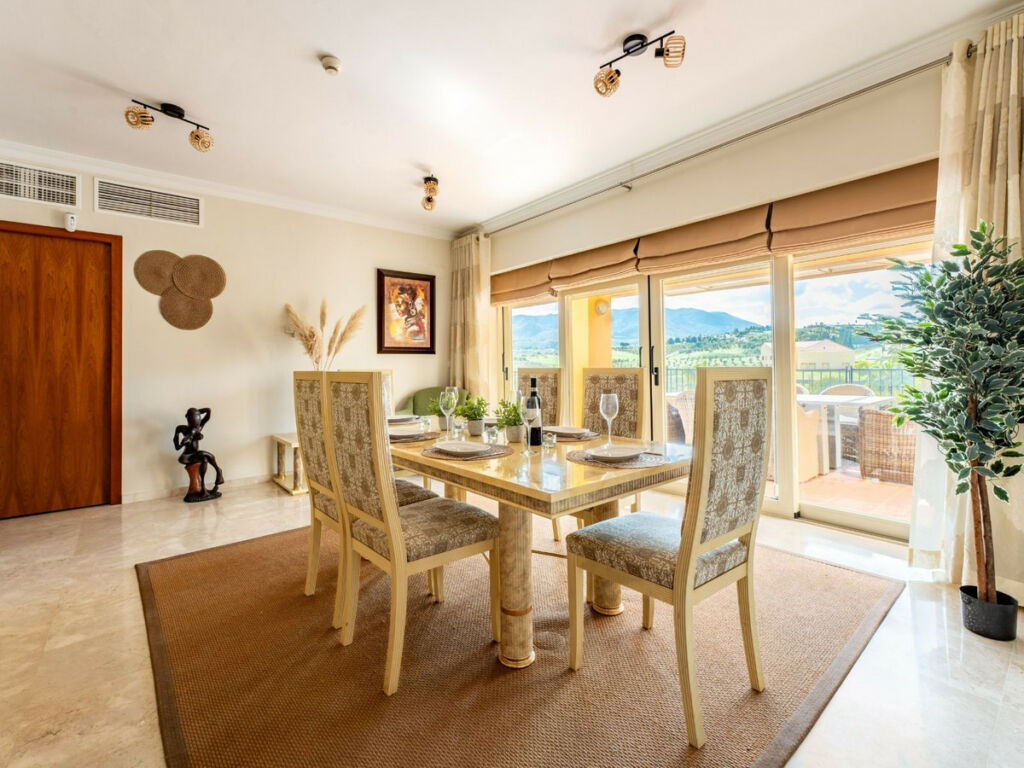 Penthouse Alhaurín de la Torre Málaga - image 2