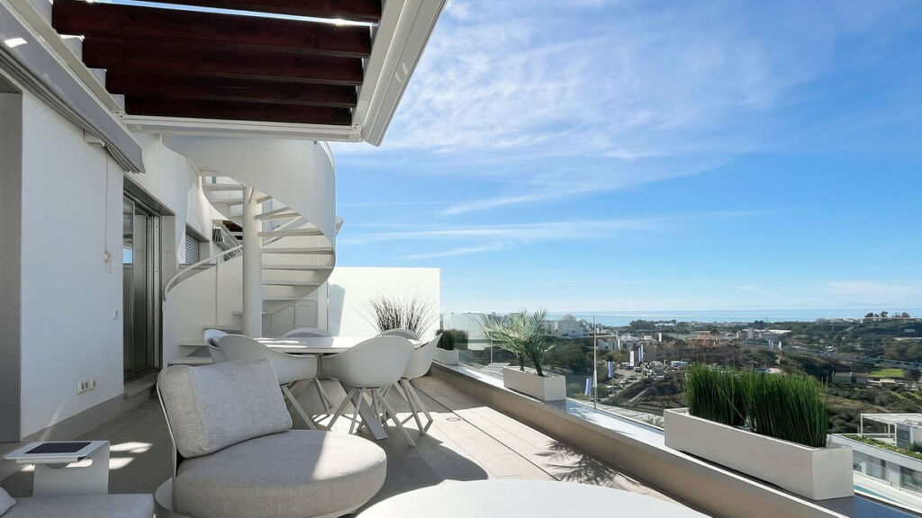 Penthouse New Golden Mile Málaga - image 2