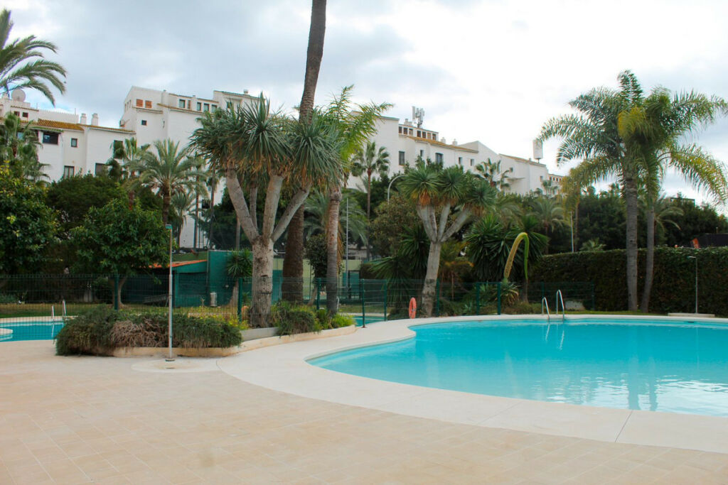 Penthouse Puerto Banús Málaga - image 2