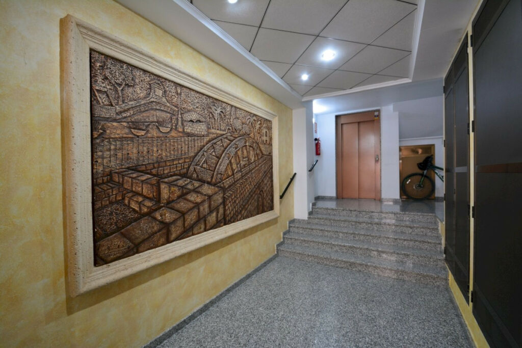 Middle Floor Apartment Rojales Alicante - image 3