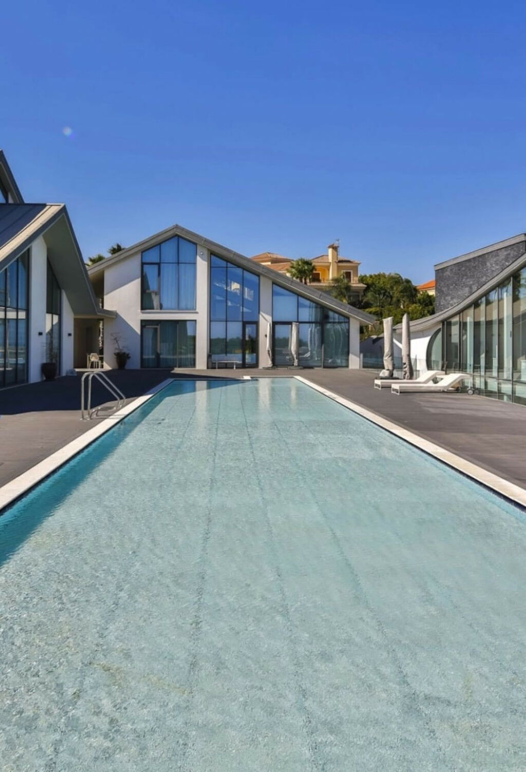 Detached Villa Sotogrande Cádiz - image 2