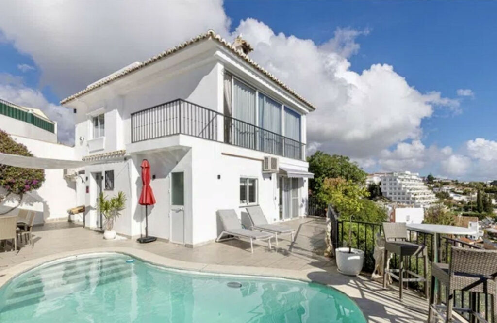 Detached Villa Torreblanca Málaga - image 2