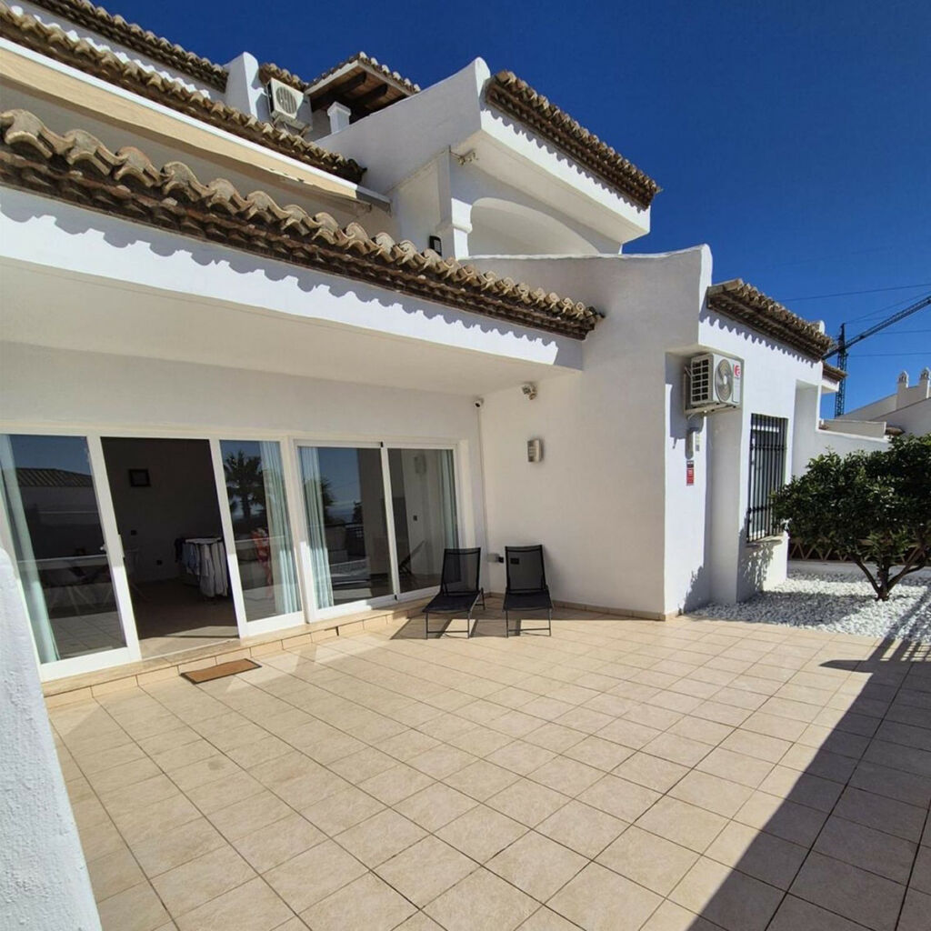Ground Floor Apartment Benalmadena Málaga - image 4