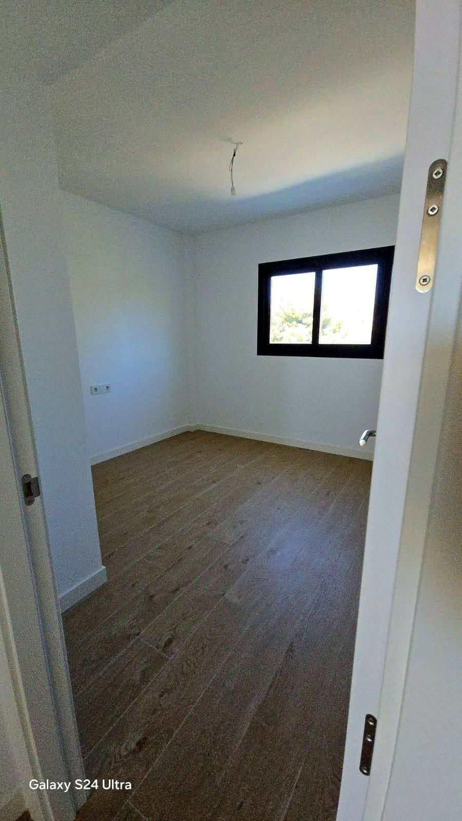 Middle Floor Apartment Estepona Málaga - image 24