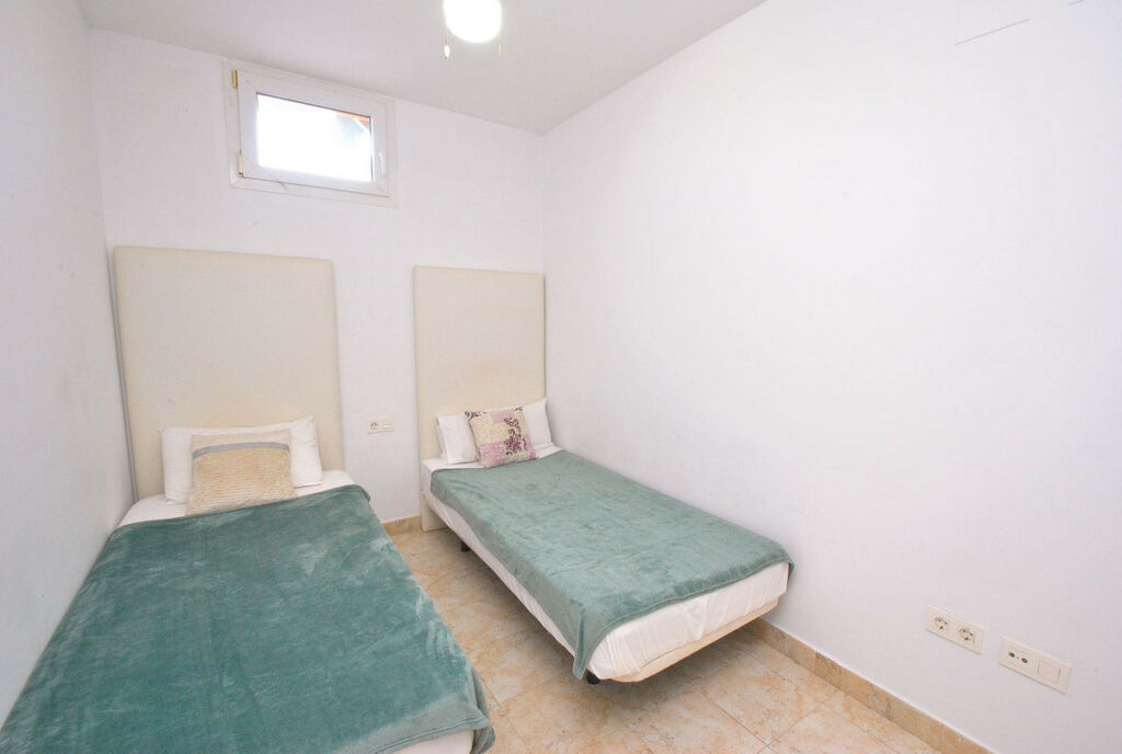 Townhouse Cabopino Málaga - image 20