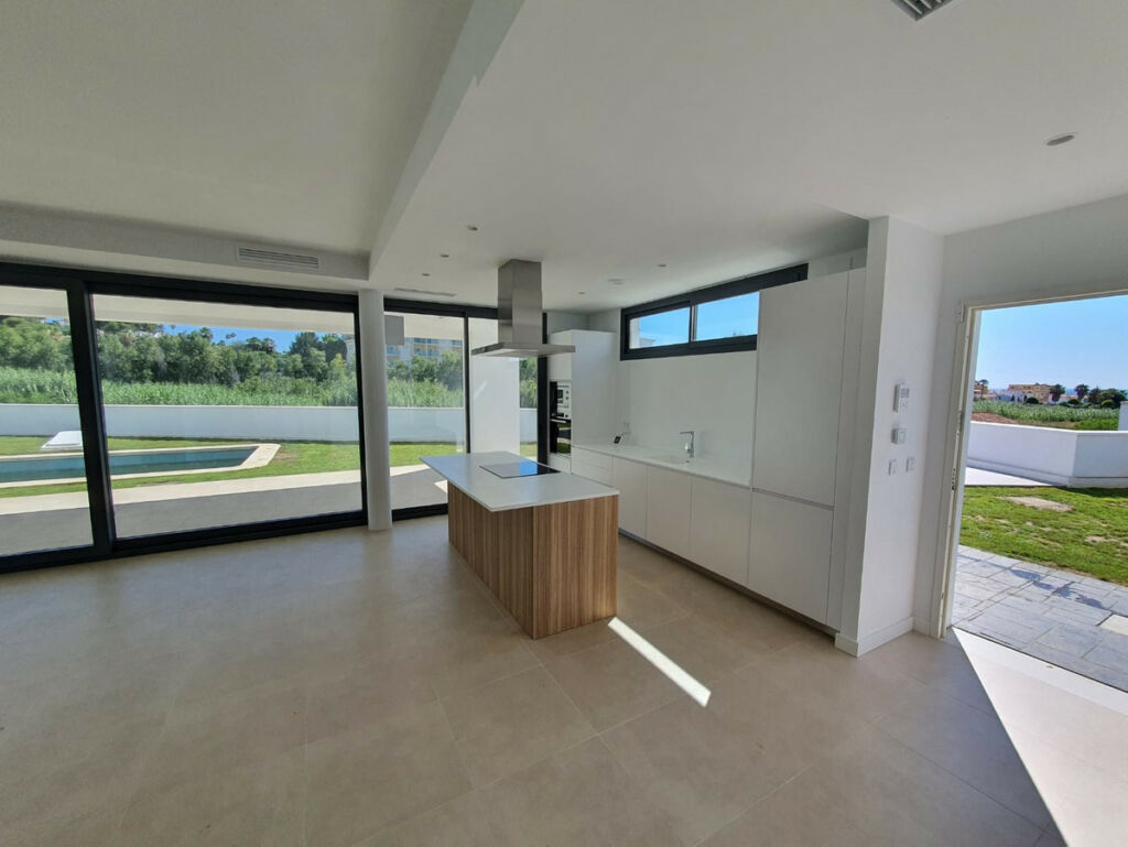 Detached Villa La Duquesa Málaga - image 20
