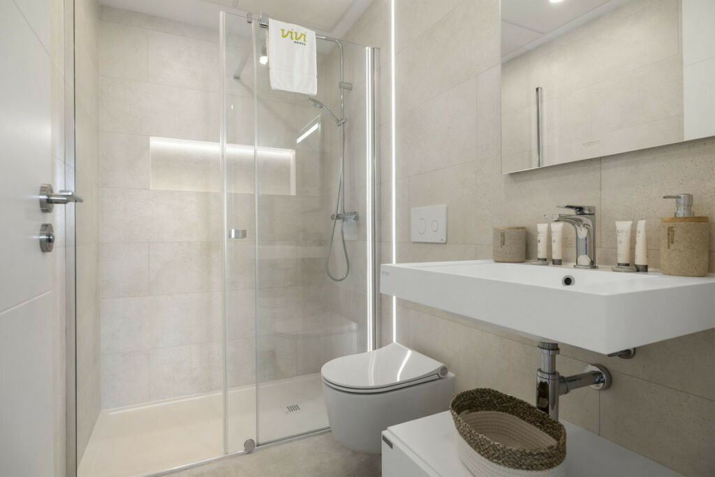 Middle Floor Apartment Fuengirola Málaga - image 20