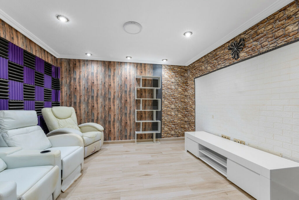 Townhouse Torrevieja Alicante - image 19