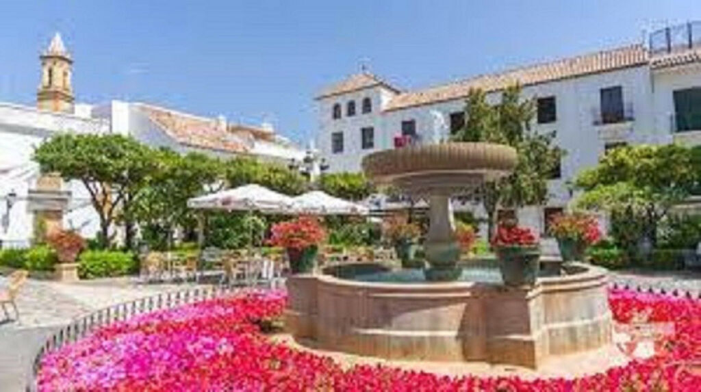 Middle Floor Apartment Estepona Málaga - image 24