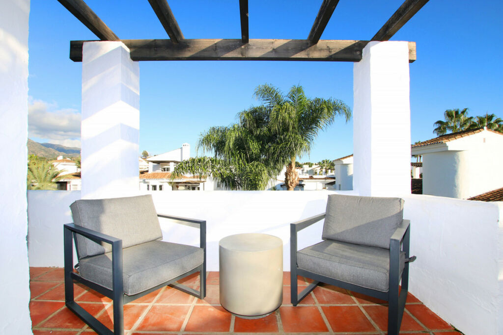 Penthouse Duplex Nueva Andalucía Málaga - image 20