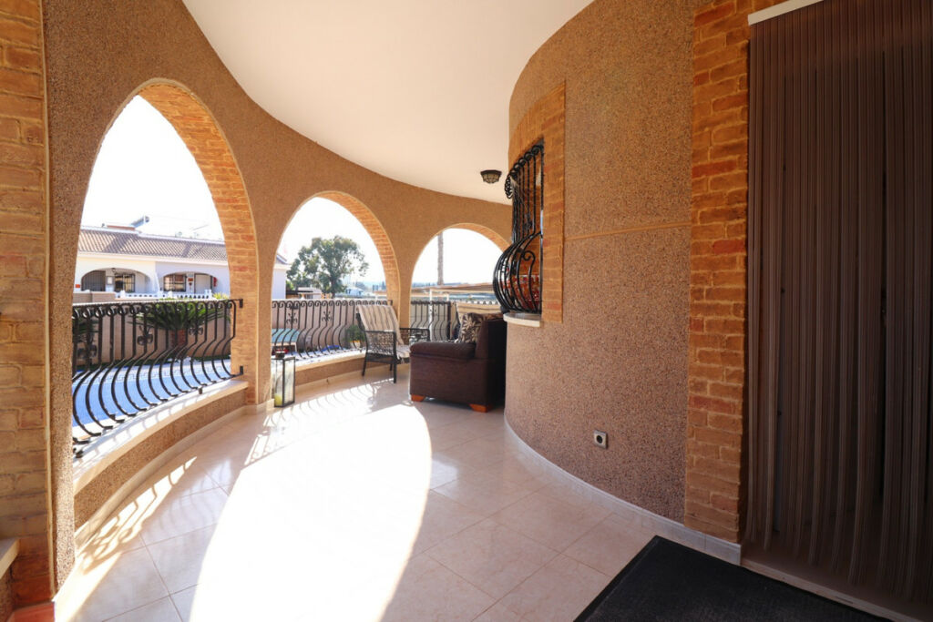Detached Villa Benijofar Alicante - image 20
