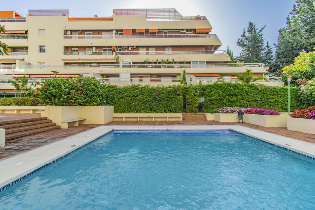 Middle Floor Apartment Marbella Málaga - image 20