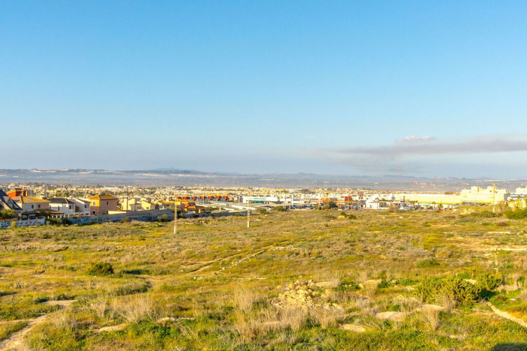 Townhouse Torrevieja Alicante - image 21