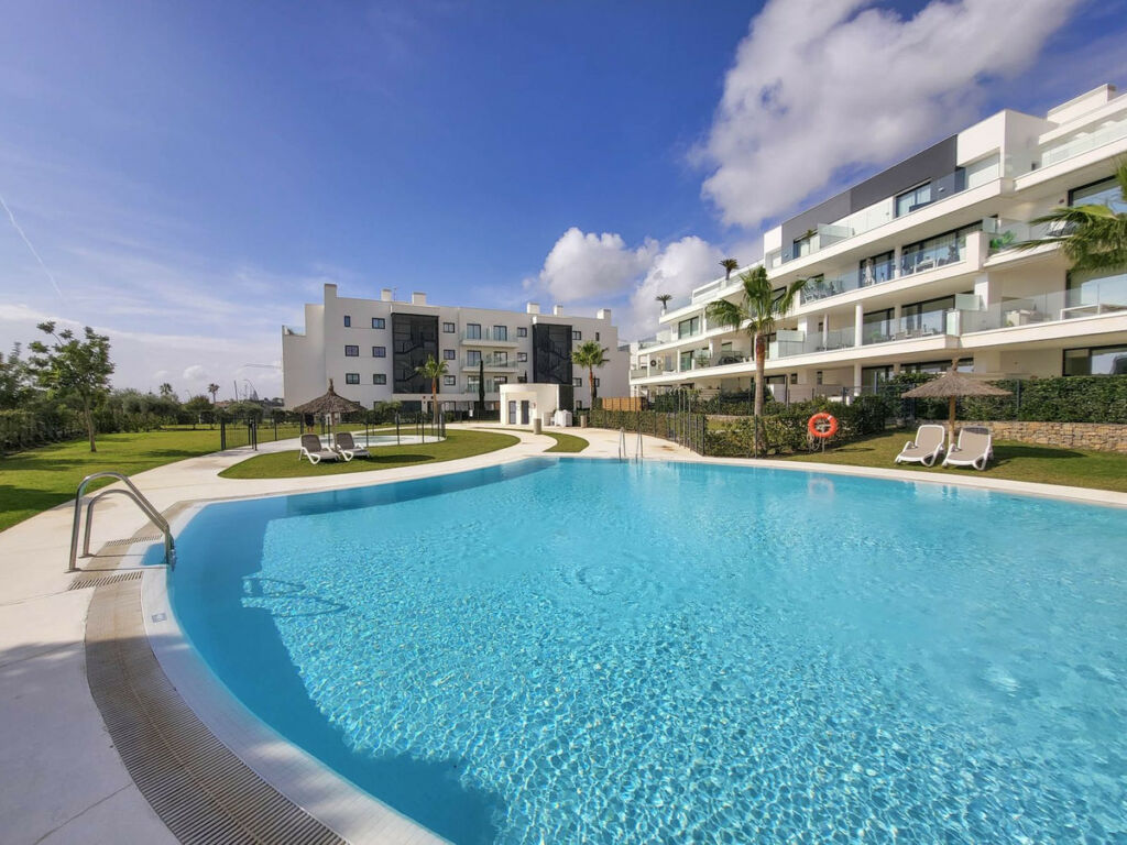 Middle Floor Apartment Fuengirola Málaga - image 21