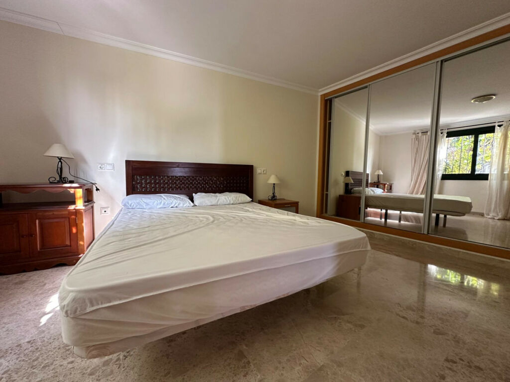 Middle Floor Apartment Altea Alicante - image 21