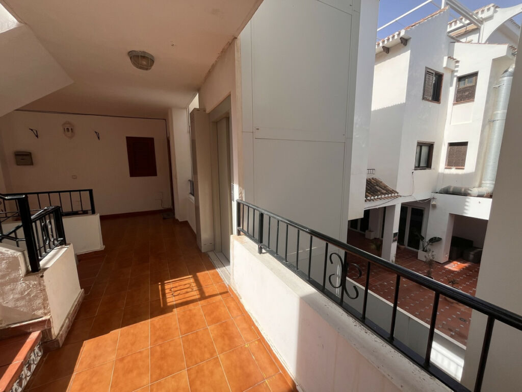 Ground Floor Apartment Villamartin Alicante - image 21