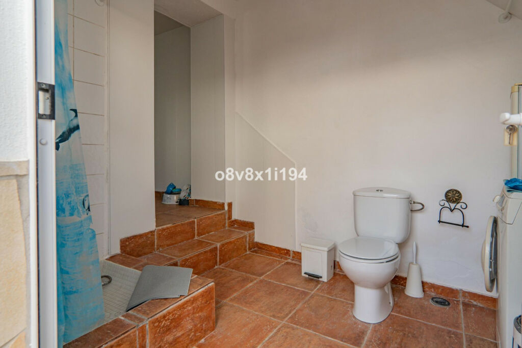 Detached Villa Pizarra Málaga - image 21
