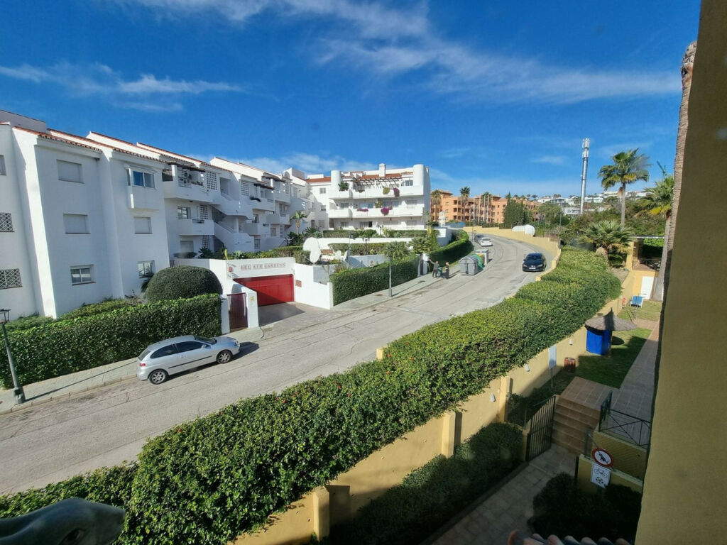 Top Floor Apartment Estepona Málaga - image 22