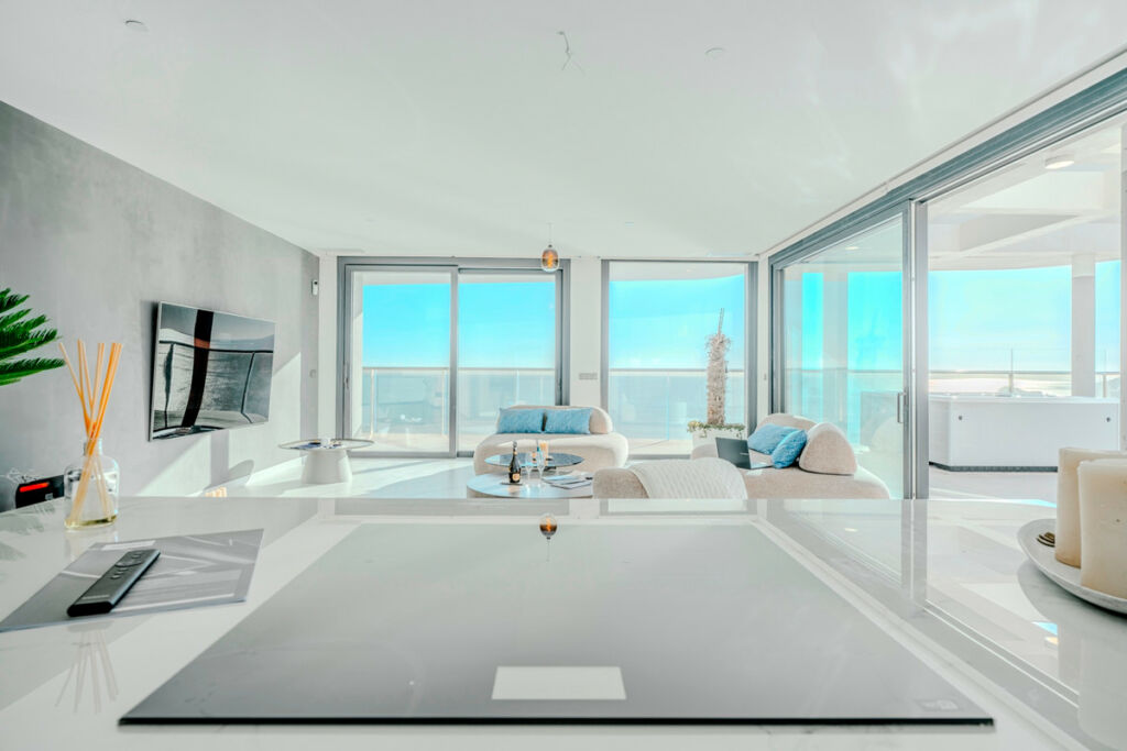 Middle Floor Apartment Benidorm Alicante - image 22