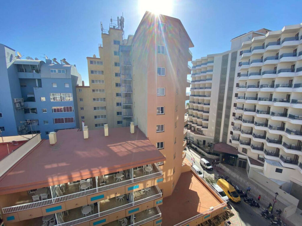 Middle Floor Apartment Fuengirola Málaga - image 22