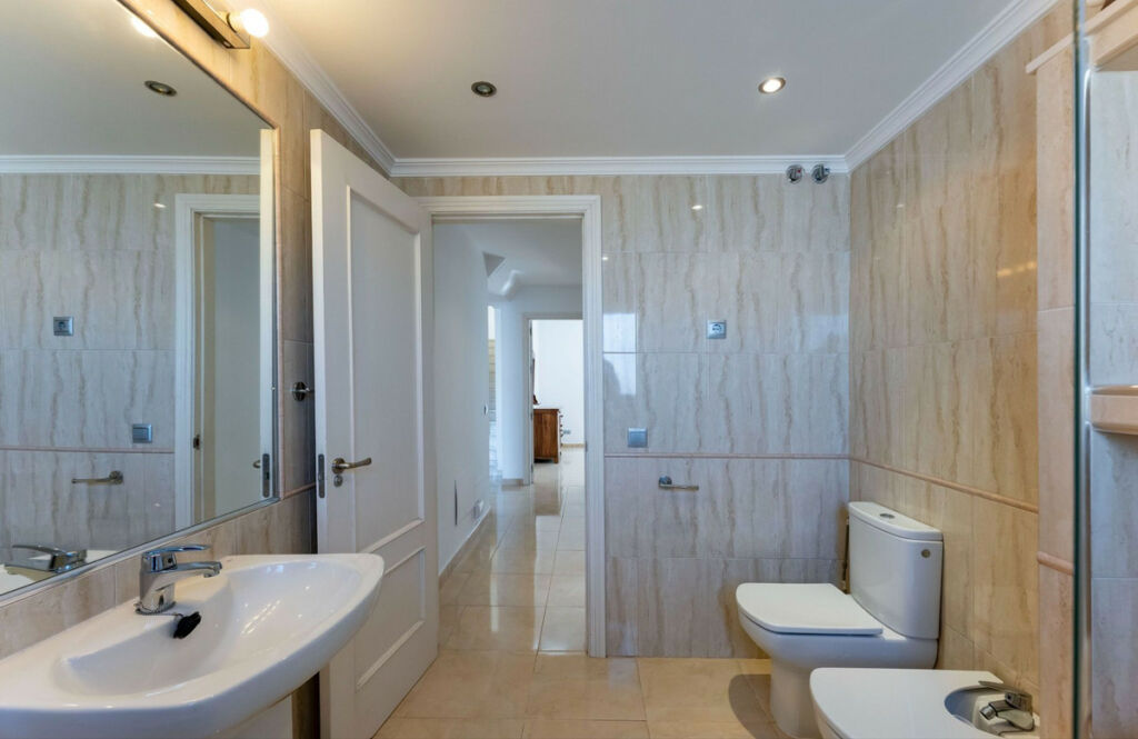 Detached Villa Alhaurín el Grande Málaga - image 22