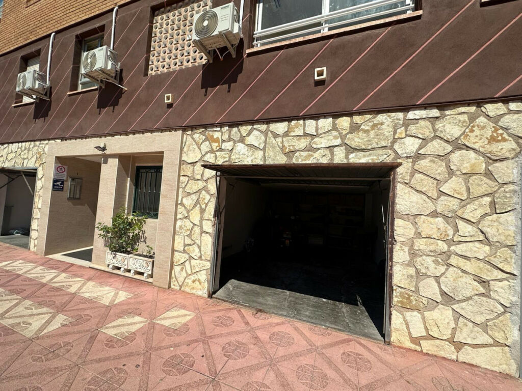Middle Floor Apartment Benidorm Alicante - image 22