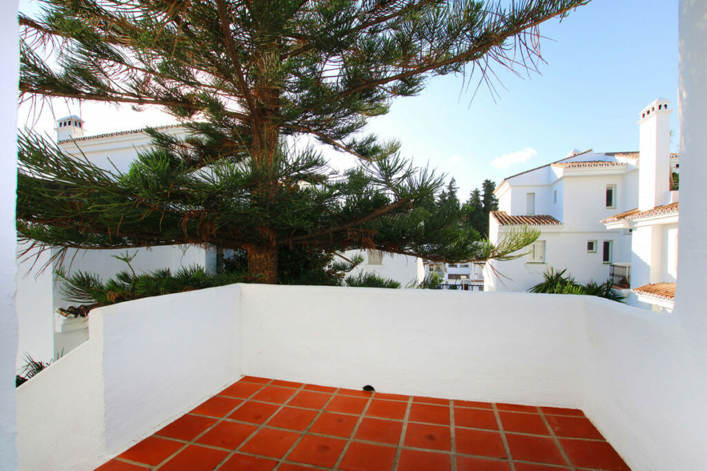 Penthouse Duplex Nueva Andalucía Málaga - image 22