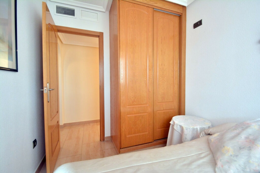 Penthouse Guardamar del Segura Alicante - image 22