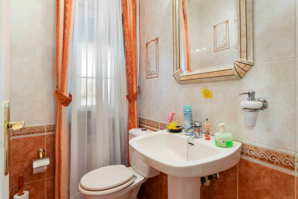 Detached Villa Cabo Roig Alicante - image 23
