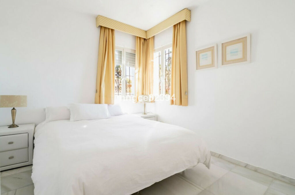 Ground Floor Apartment San Pedro de Alcántara Málaga - image 31
