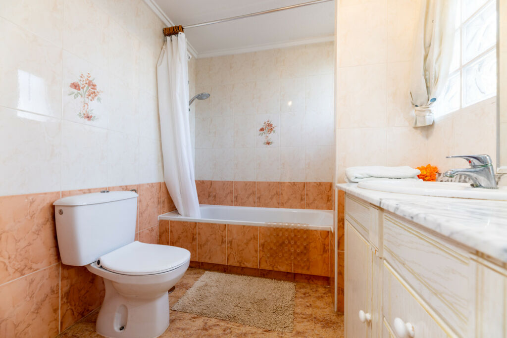 Detached Villa Los Altos Alicante - image 23