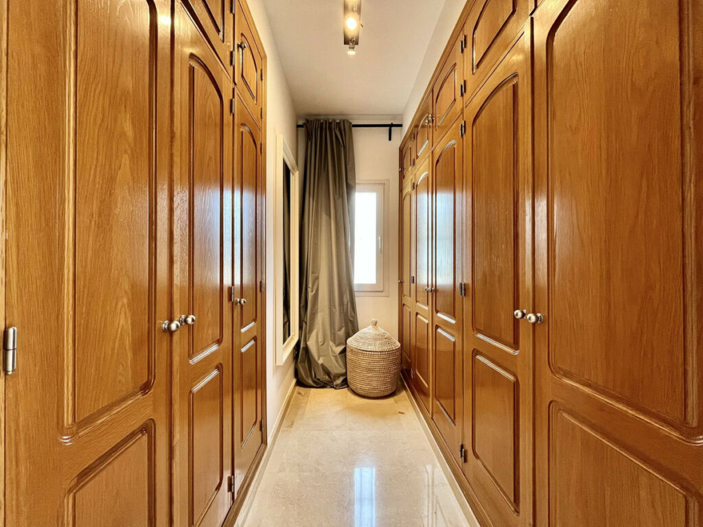Detached Villa San Pedro de Alcántara Málaga - image 23