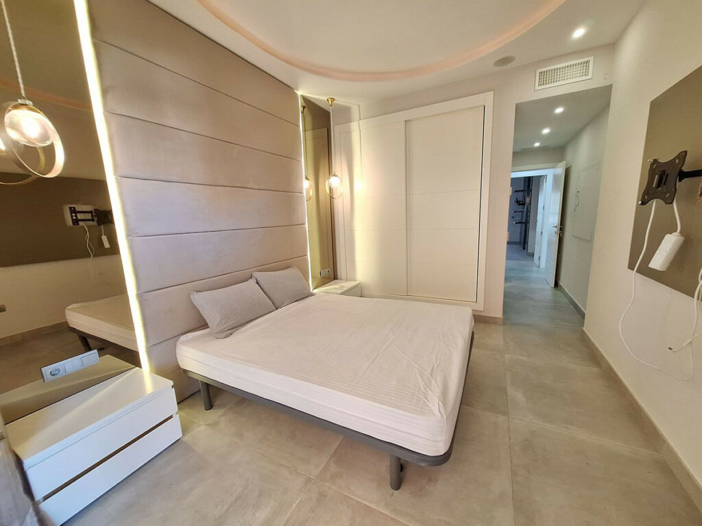 Middle Floor Apartment Bel Air Málaga - image 22