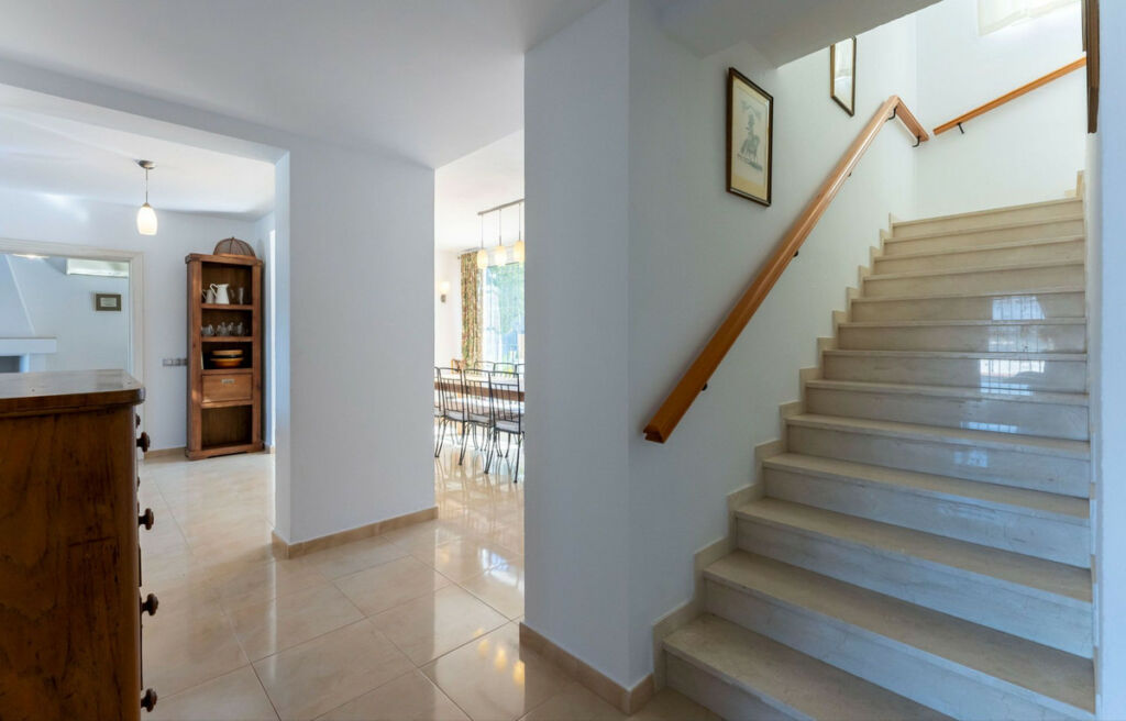 Detached Villa Alhaurín el Grande Málaga - image 23