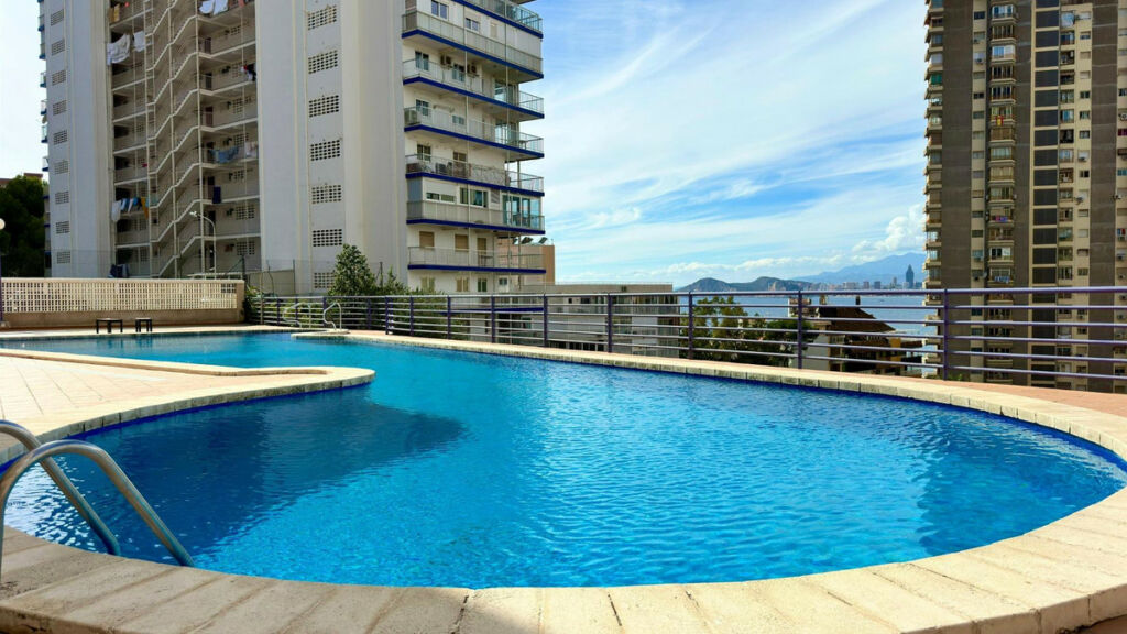 Middle Floor Apartment Benidorm Alicante - image 23