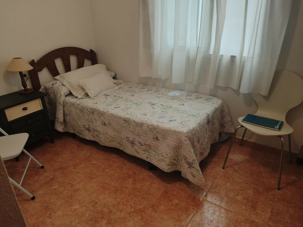 Middle Floor Apartment Torrevieja Alicante - image 24