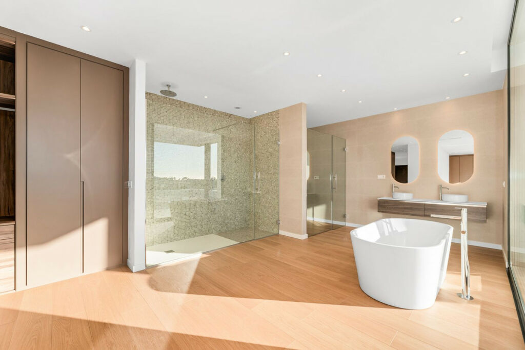 Detached Villa Benahavís Málaga - image 24