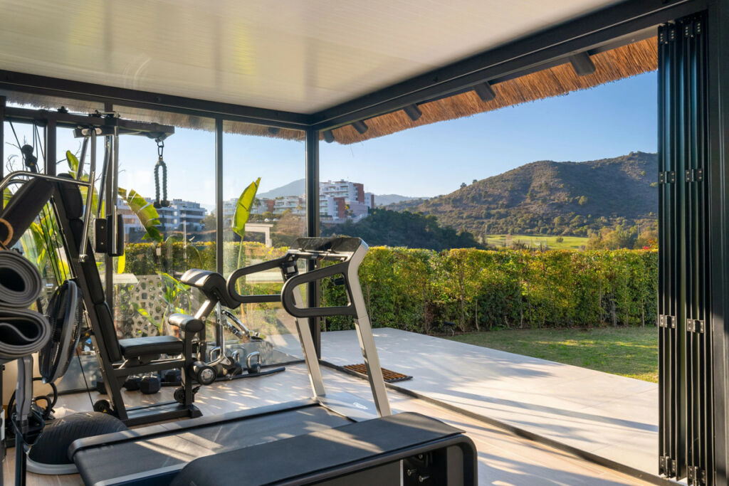 Detached Villa Benahavís Málaga - image 22