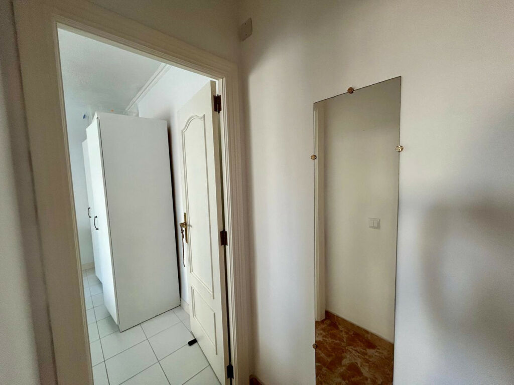 Middle Floor Apartment Finestrat Alicante - image 24