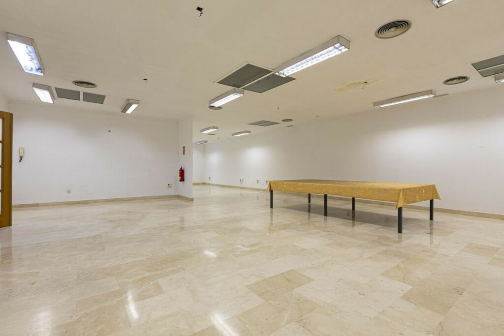 Warehouse Marbella Málaga - image 24