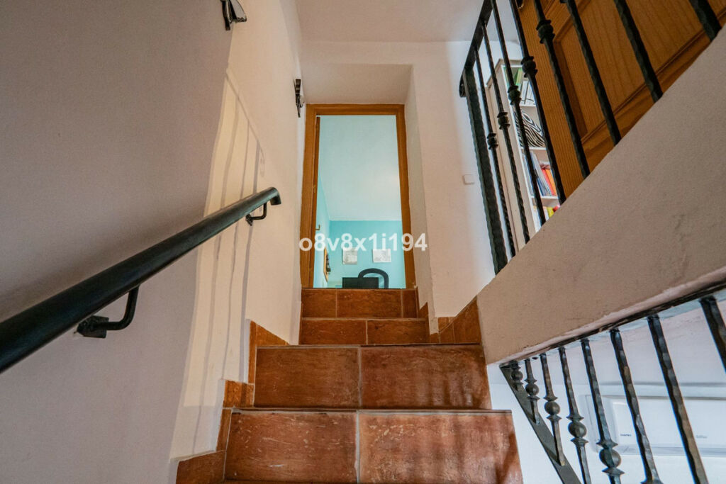Detached Villa Pizarra Málaga - image 24