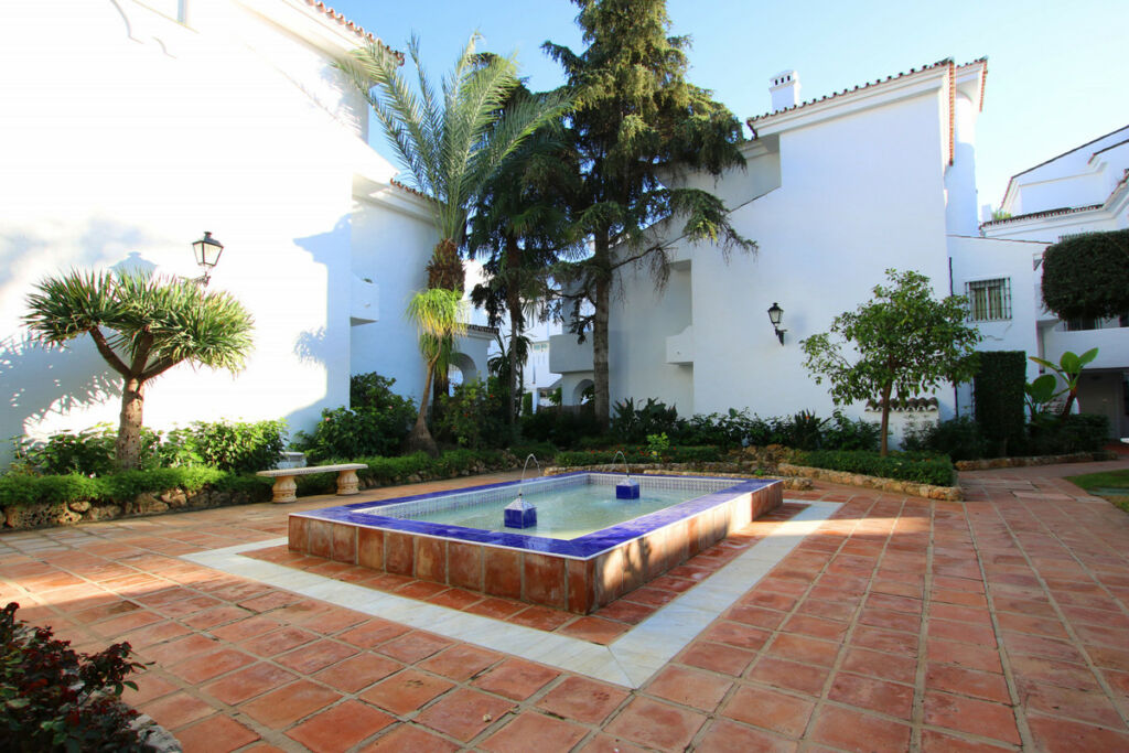 Penthouse Duplex Nueva Andalucía Málaga - image 24