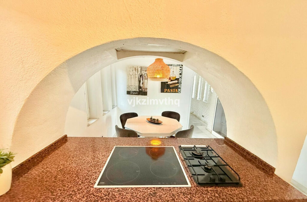 Detached Villa Benalmadena Pueblo Málaga - image 24