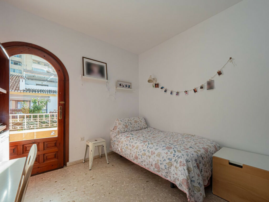 Townhouse Fuengirola Málaga - image 25